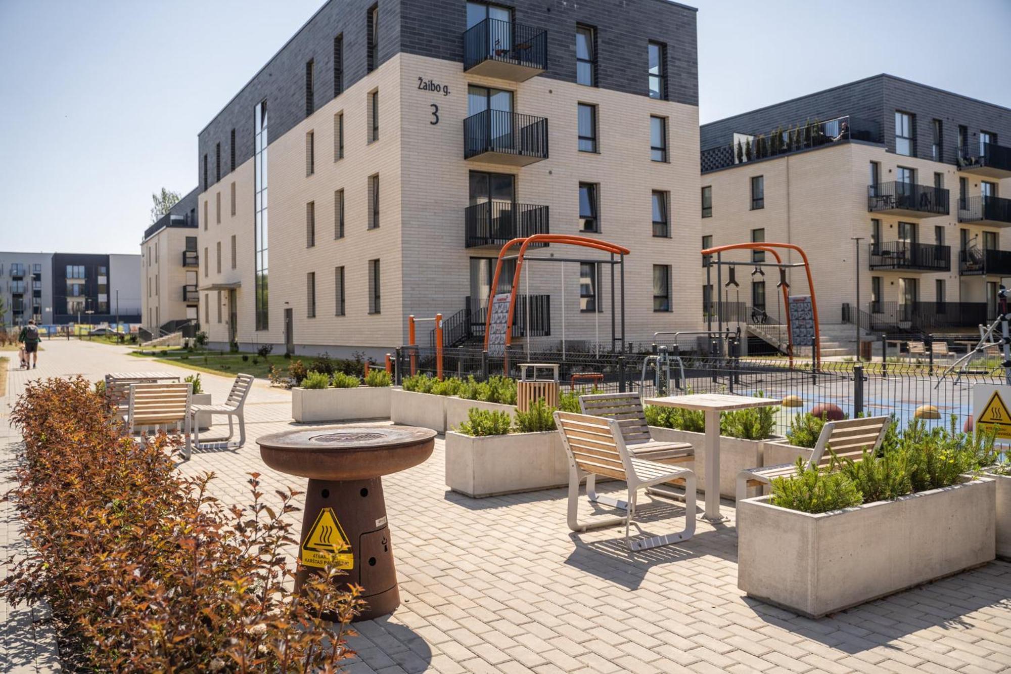 Lazdyneliu Vingis, Free Underground Parking, Long Stays Welcome Vilnius Bagian luar foto